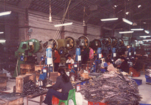 1990Year-Started entrepreneurship to run door and window hardware.
